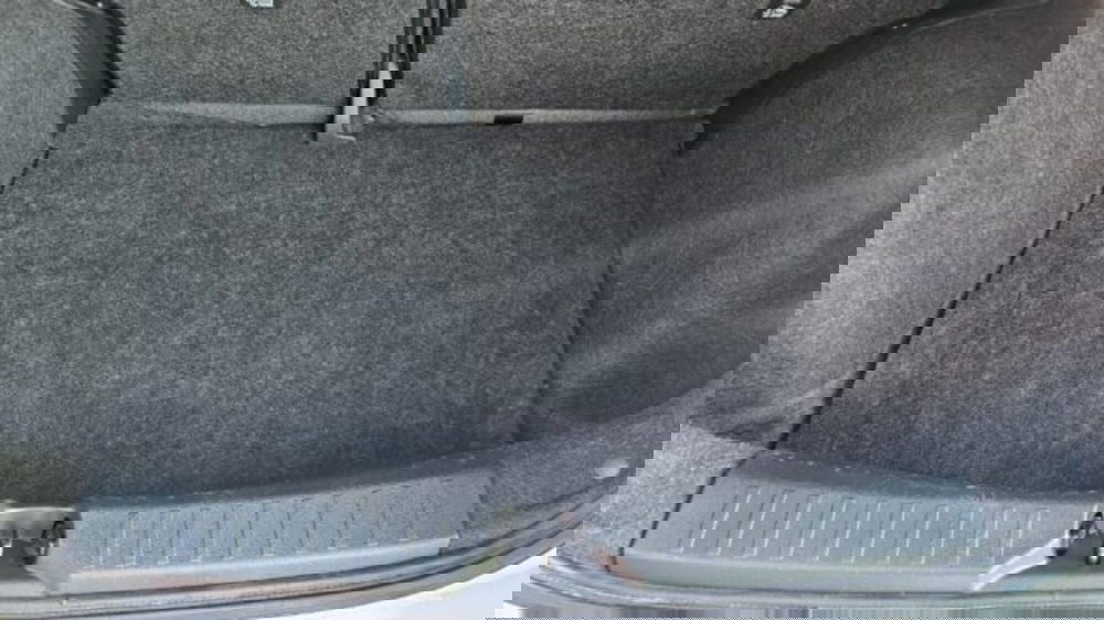 Nissan Micra usata a Lucca (9)