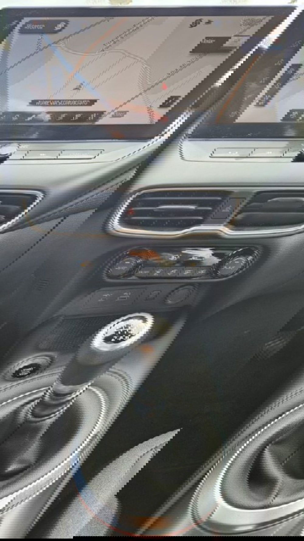 Nissan Juke usata a Lucca (9)