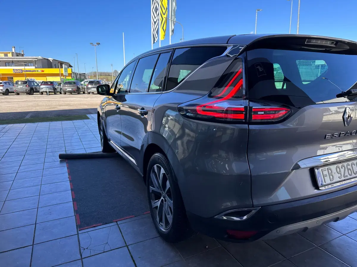 Renault Espace usata a Frosinone (8)