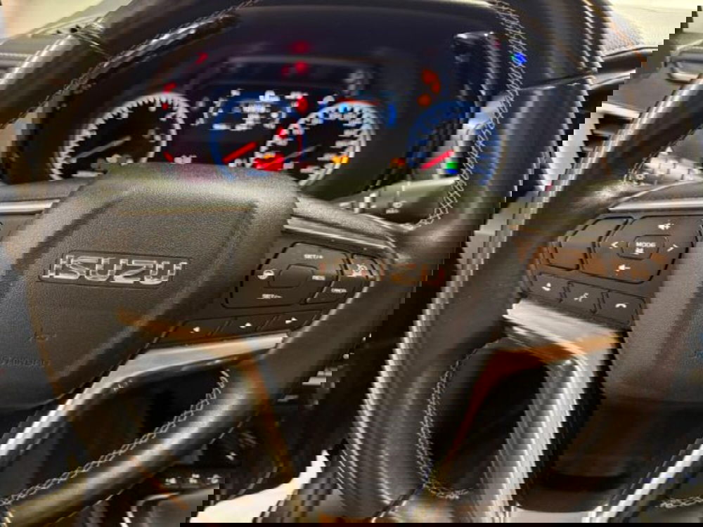 Isuzu D-Max Pick-up usata a Siena (7)