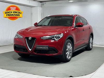 Alfa Romeo Stelvio 2.0 t Intensa Q4 280cv auto del 2019 usata a Montagna in Valtellina