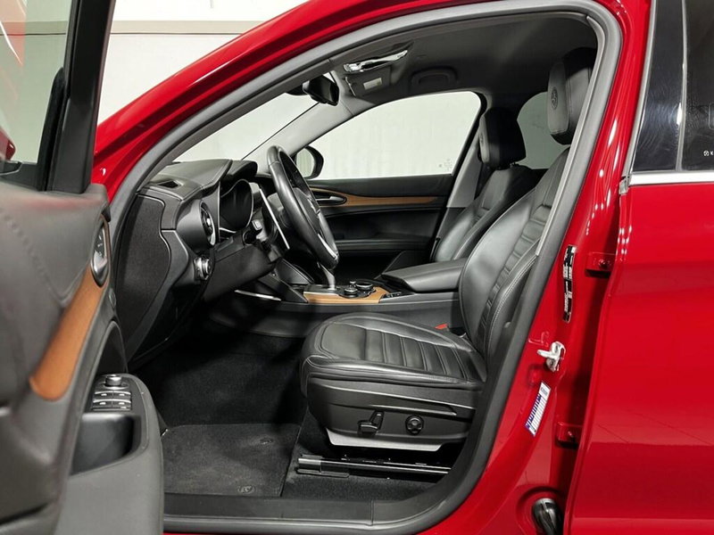 Alfa Romeo Stelvio usata a Sondrio (10)