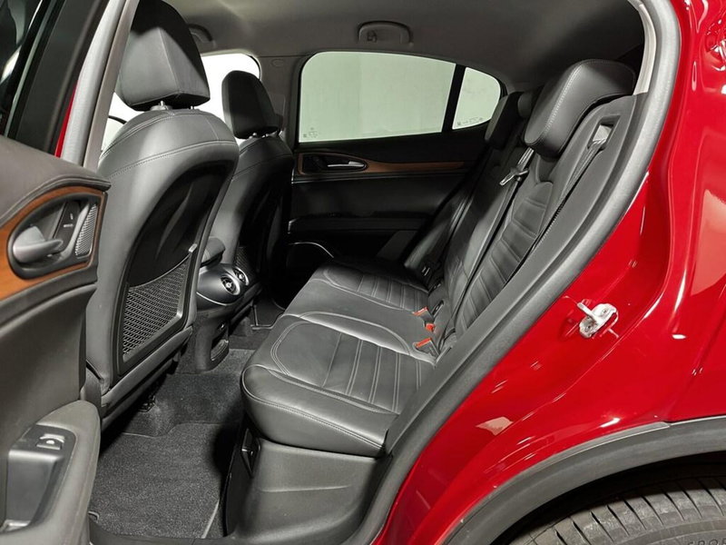 Alfa Romeo Stelvio usata a Sondrio (11)