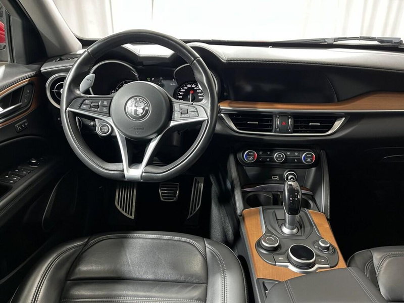 Alfa Romeo Stelvio usata a Sondrio (13)