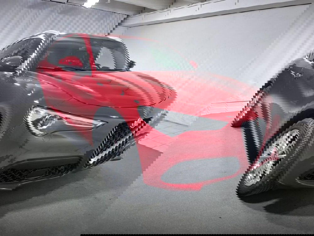 Alfa Romeo Stelvio usata a Sondrio (7)