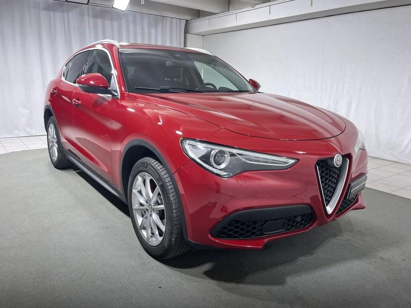 Alfa Romeo Stelvio usata a Sondrio (7)