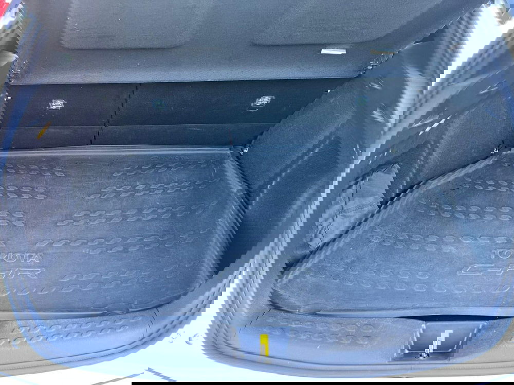 Toyota Toyota C-HR usata a Messina (14)
