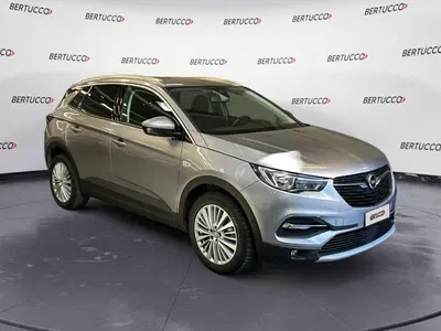Opel Grandland X 1.2 Turbo 12V 130 CV Start&amp;Stop Innovation del 2019 usata a Verona