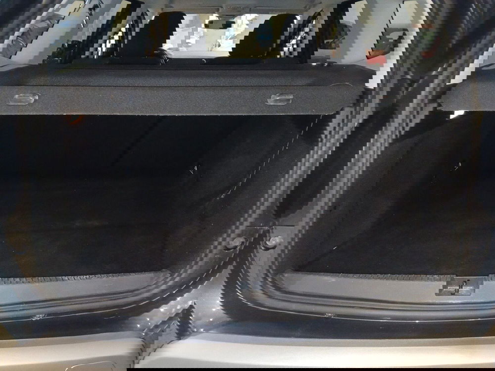 Dacia Duster usata a Lecce (12)