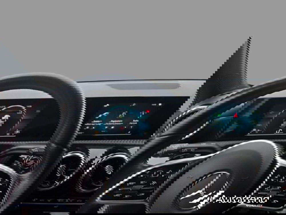 Mercedes-Benz Classe A usata a Bari (18)