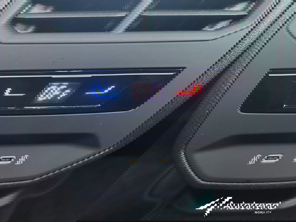 Cupra Formentor usata a Bari (18)