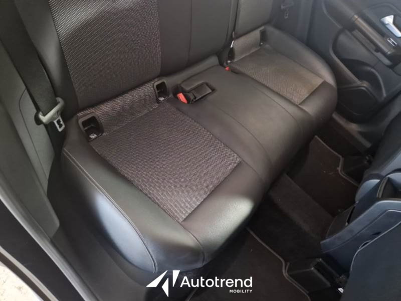 Mercedes-Benz GLA SUV usata a Bari (13)