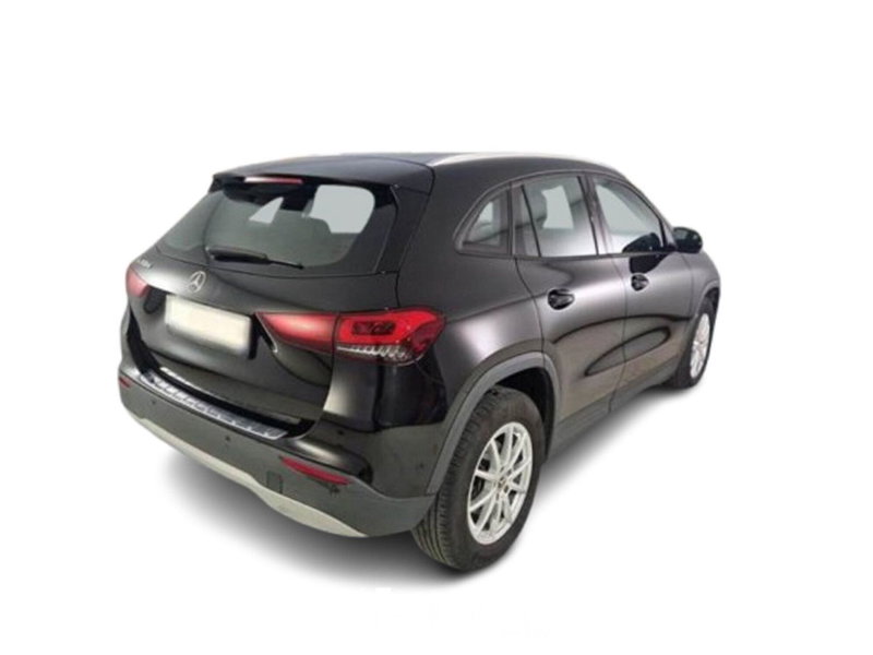 Mercedes-Benz GLA SUV usata a Bari (2)