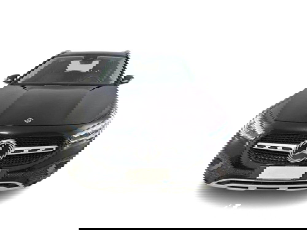 Mercedes-Benz GLA SUV usata a Bari (3)