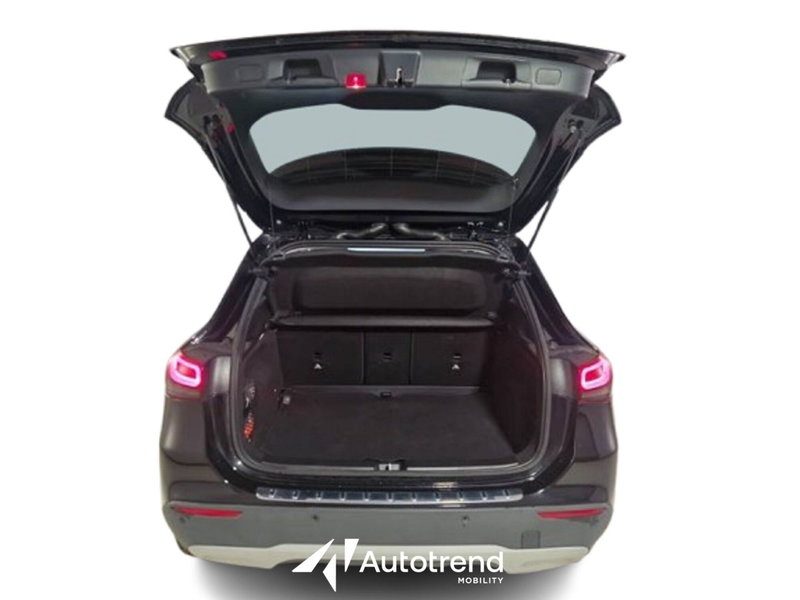 Mercedes-Benz GLA SUV usata a Bari (6)