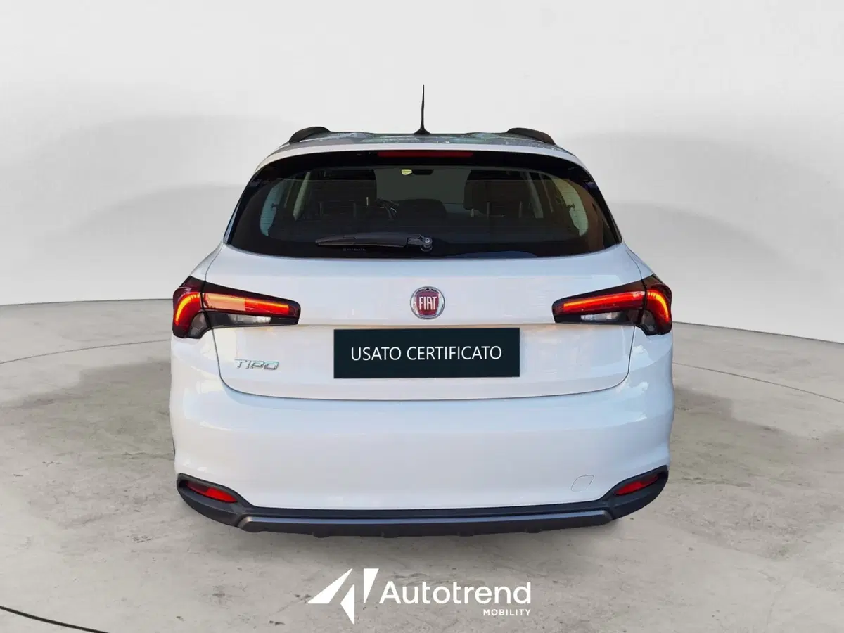 Fiat Tipo usata a Bari (5)