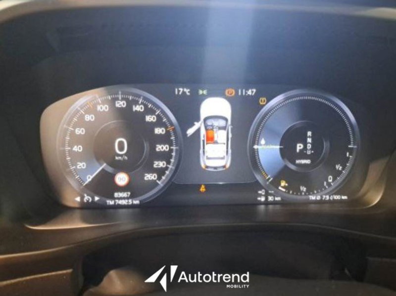 Volvo XC40 usata a Bari (10)