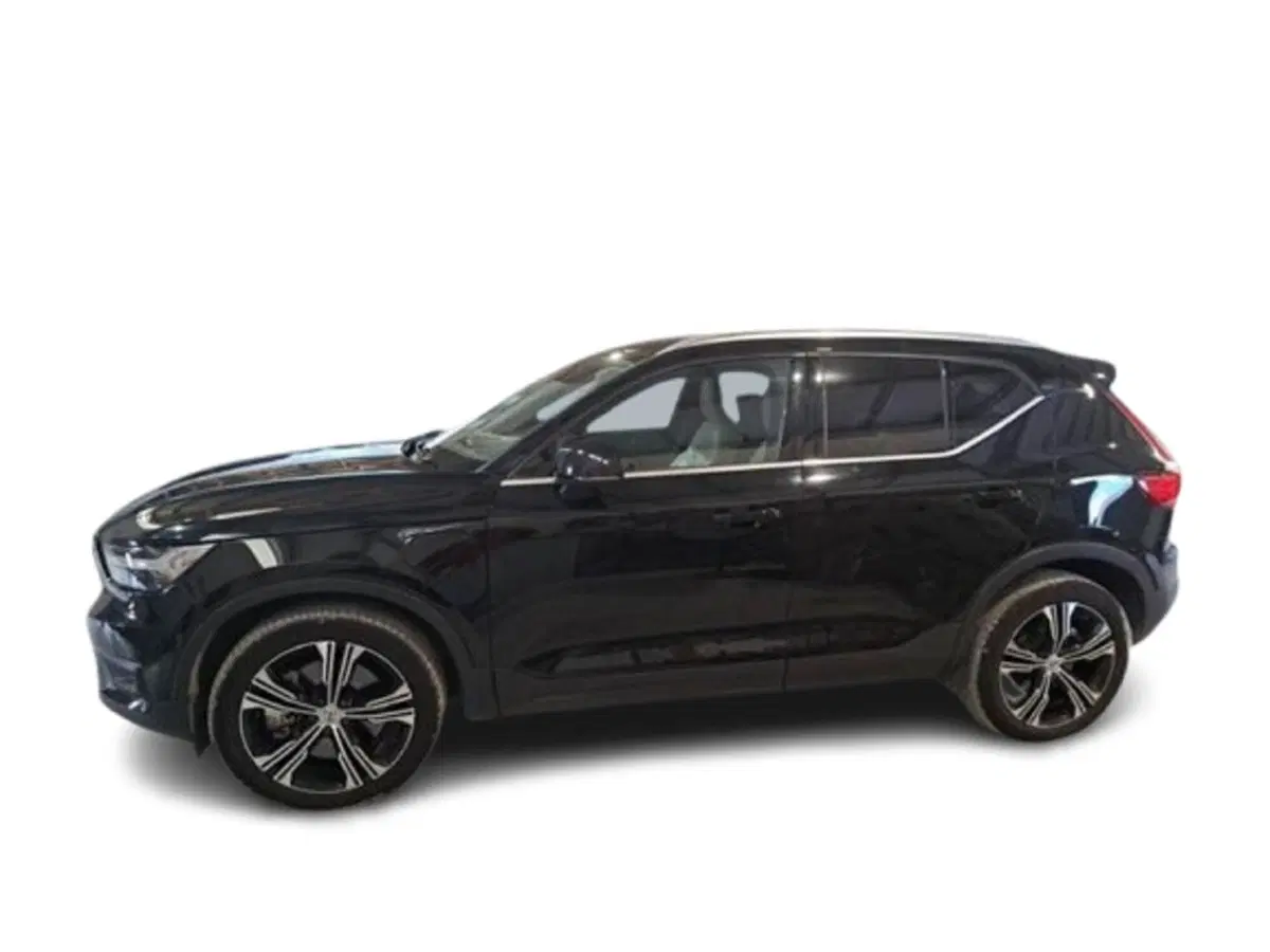 Volvo XC40 usata a Bari (4)