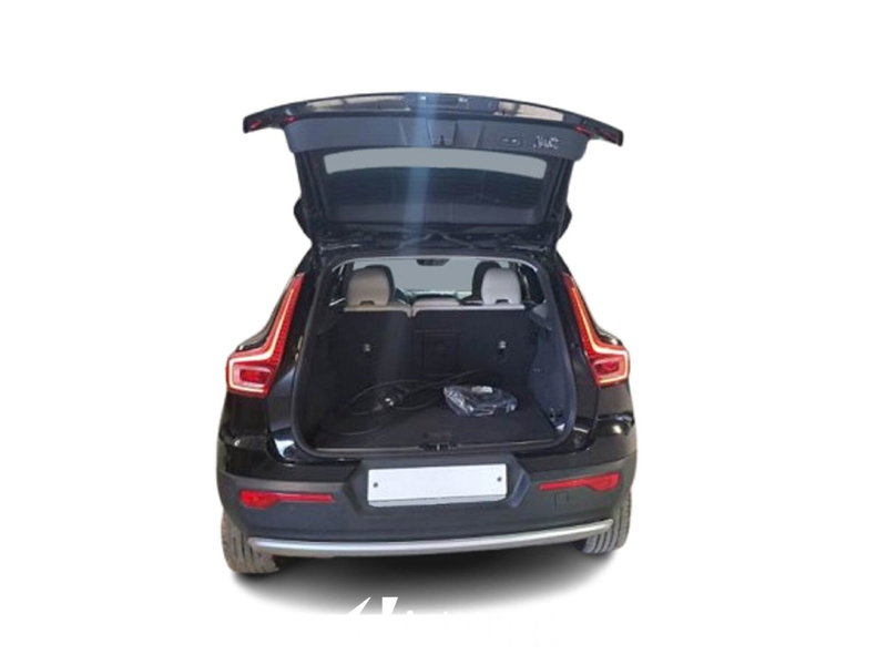 Volvo XC40 usata a Bari (6)