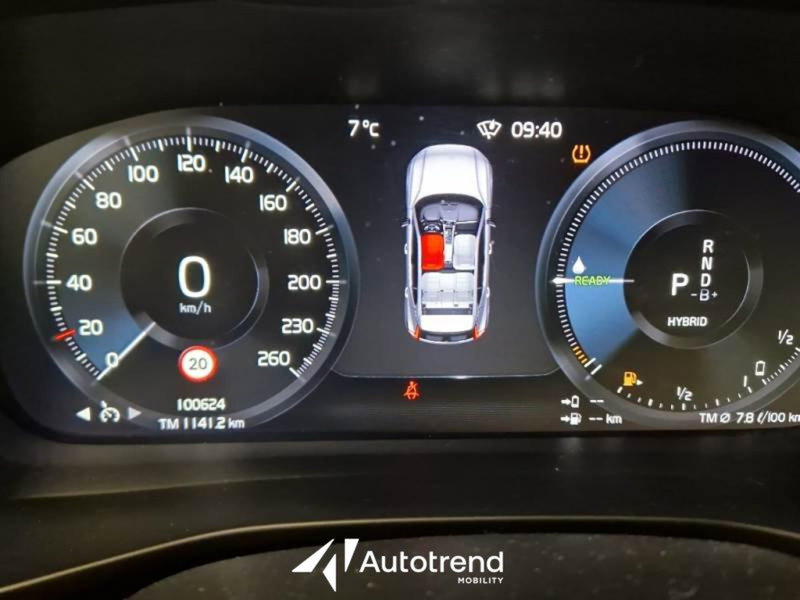 Volvo XC40 usata a Bari (10)