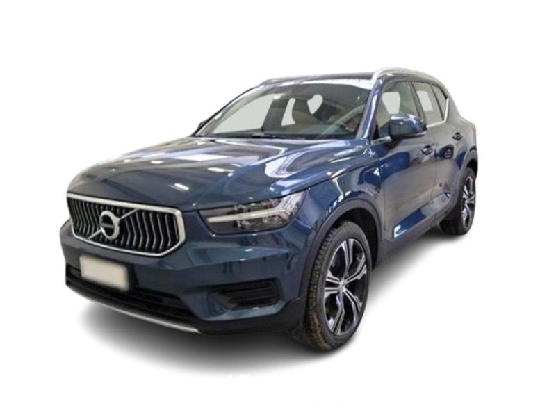 Volvo XC40 usata a Bari (13)