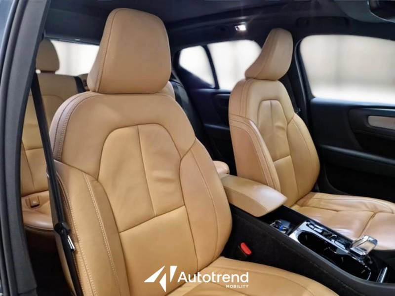 Volvo XC40 usata a Bari (20)