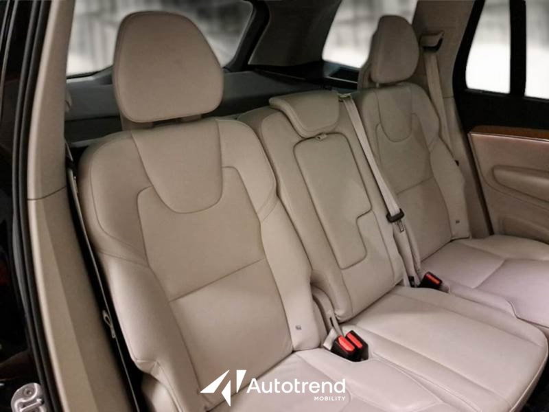 Volvo XC90 usata a Bari (12)