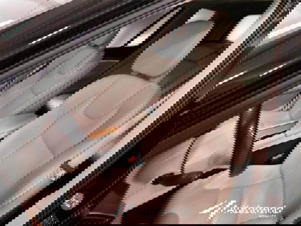 Volvo XC90 usata a Bari (20)