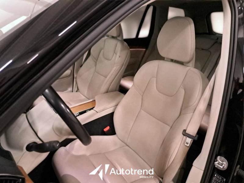 Volvo XC90 usata a Bari (7)