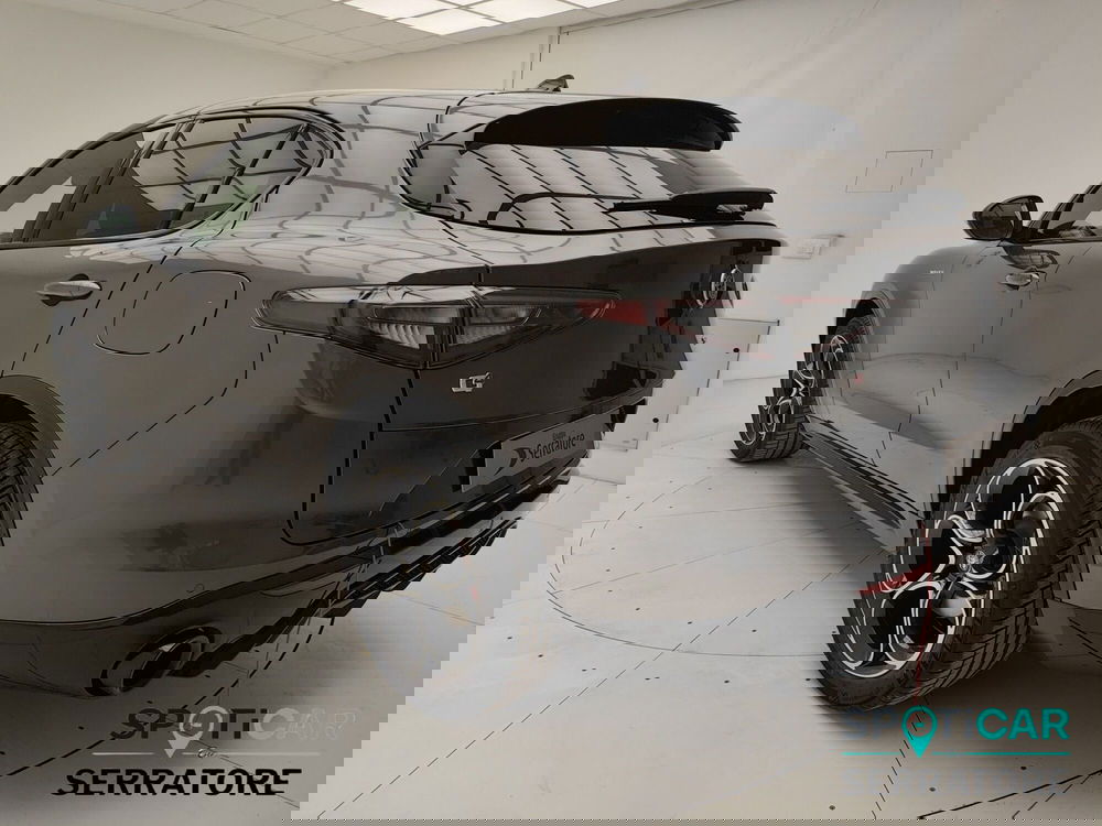 Alfa Romeo Stelvio nuova a Como (4)