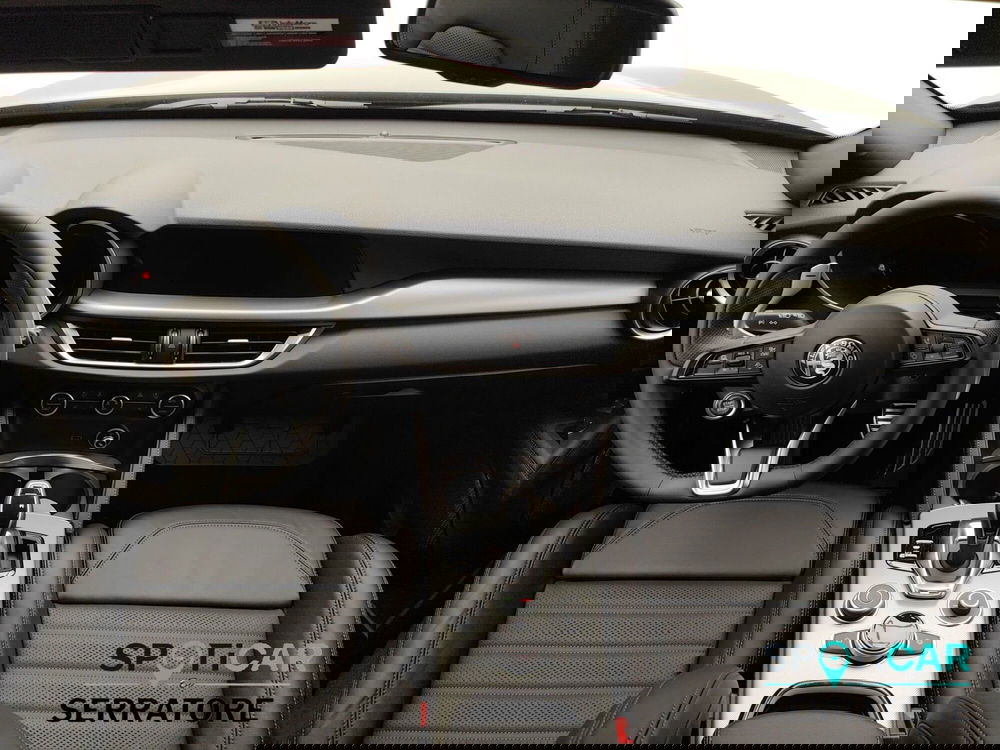 Alfa Romeo Stelvio nuova a Como (7)