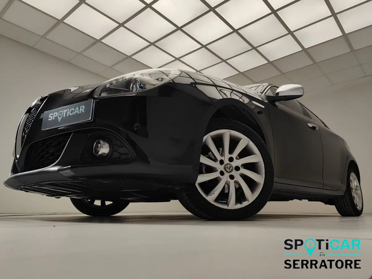 Alfa Romeo Giulietta usata a Como (14)