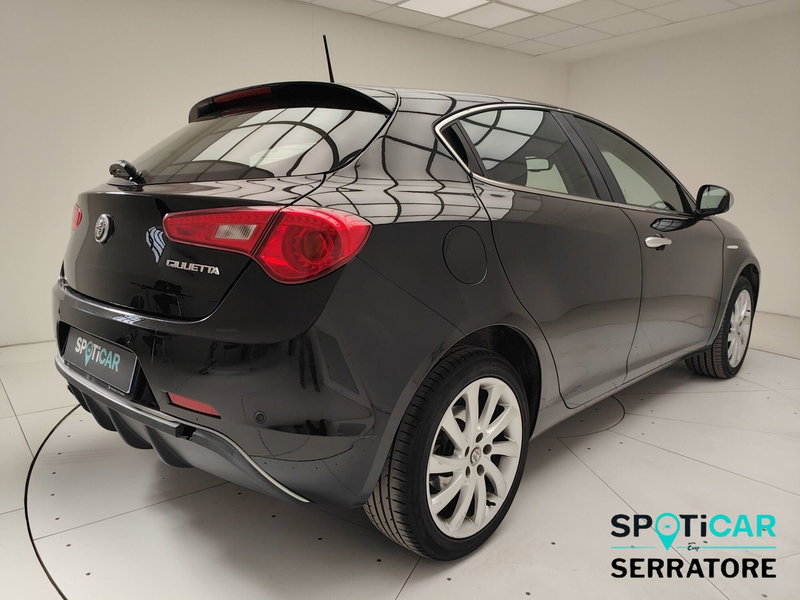 Alfa Romeo Giulietta usata a Como (6)