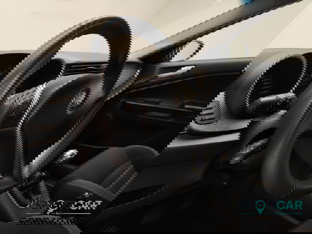 Alfa Romeo Giulietta usata a Como (9)