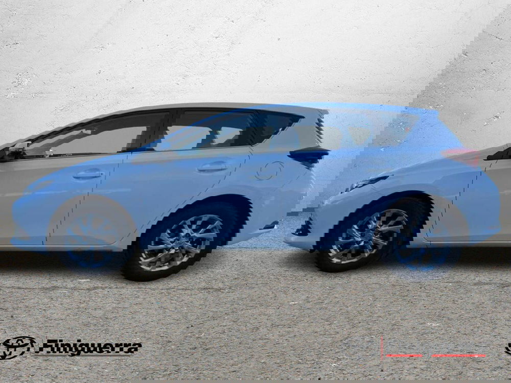 Toyota Auris usata a Sondrio (6)