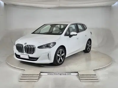 BMW Serie 2 Active Tourer 218d  Luxury auto del 2023 usata a Moncalieri