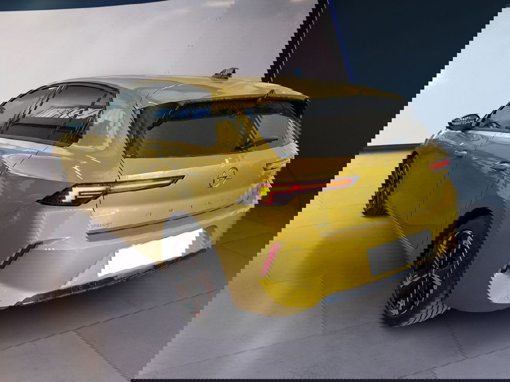 Opel Astra usata a Torino (4)