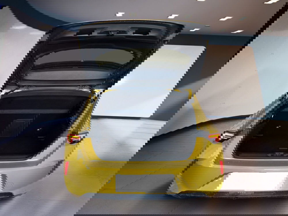 Opel Astra usata a Torino (8)