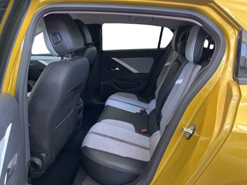 Opel Astra usata a Torino (9)