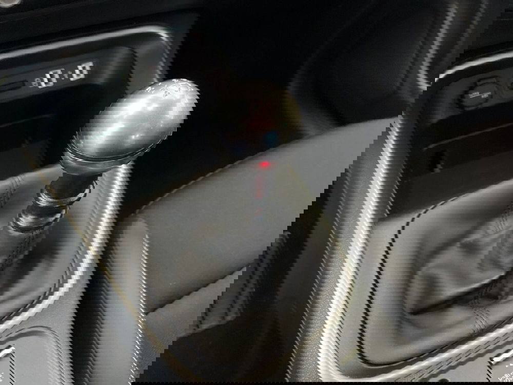 Jeep Avenger usata a Torino (13)