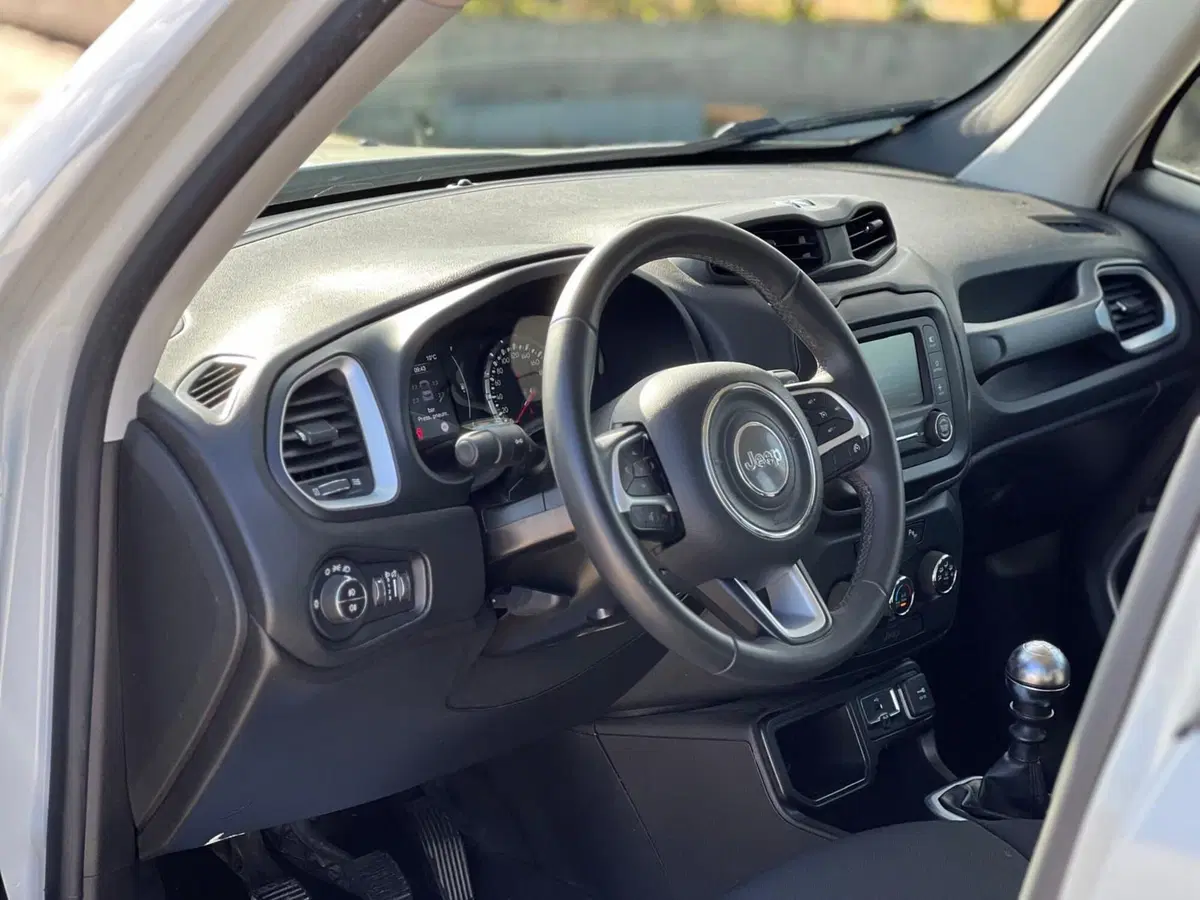 Jeep Renegade usata a Matera (17)