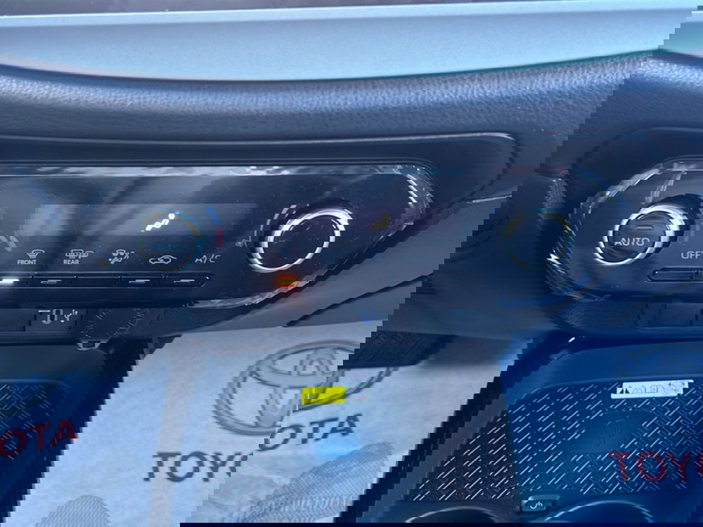 Toyota Aygo X usata a Catania (15)