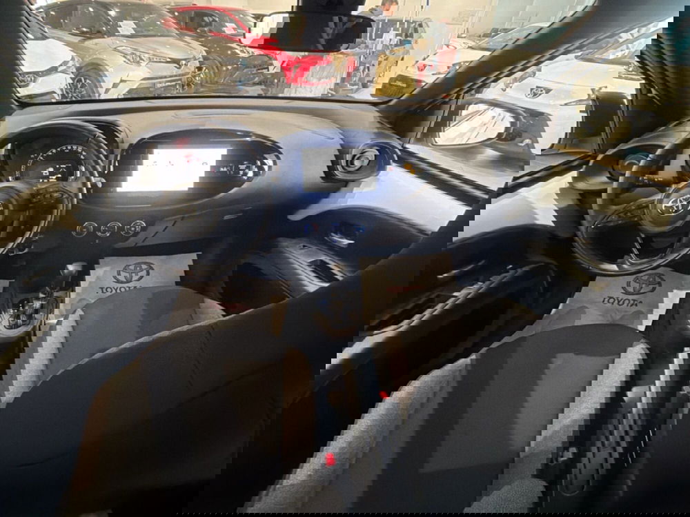Toyota Aygo X usata a Catania (9)