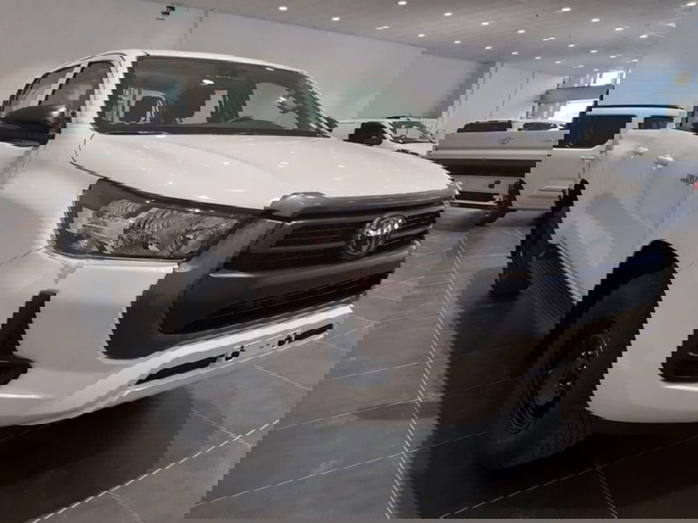Toyota Hilux nuova a Vicenza (7)