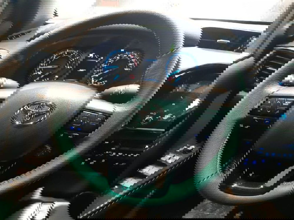 Toyota Hilux nuova a Vicenza (14)