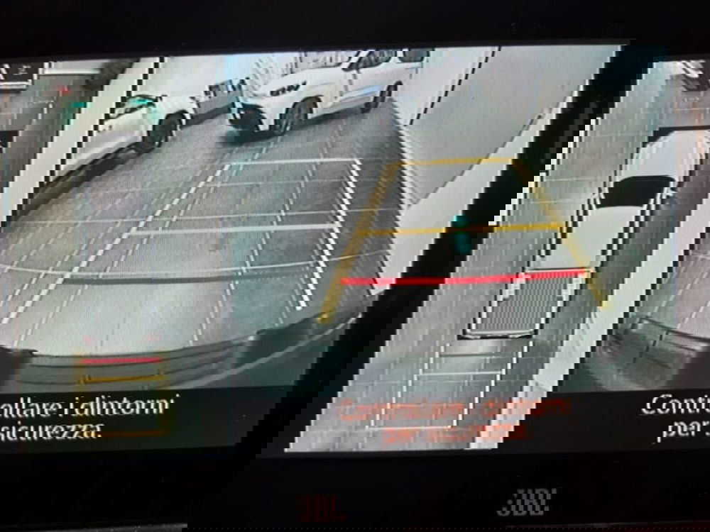 Toyota Hilux nuova a Vicenza (17)