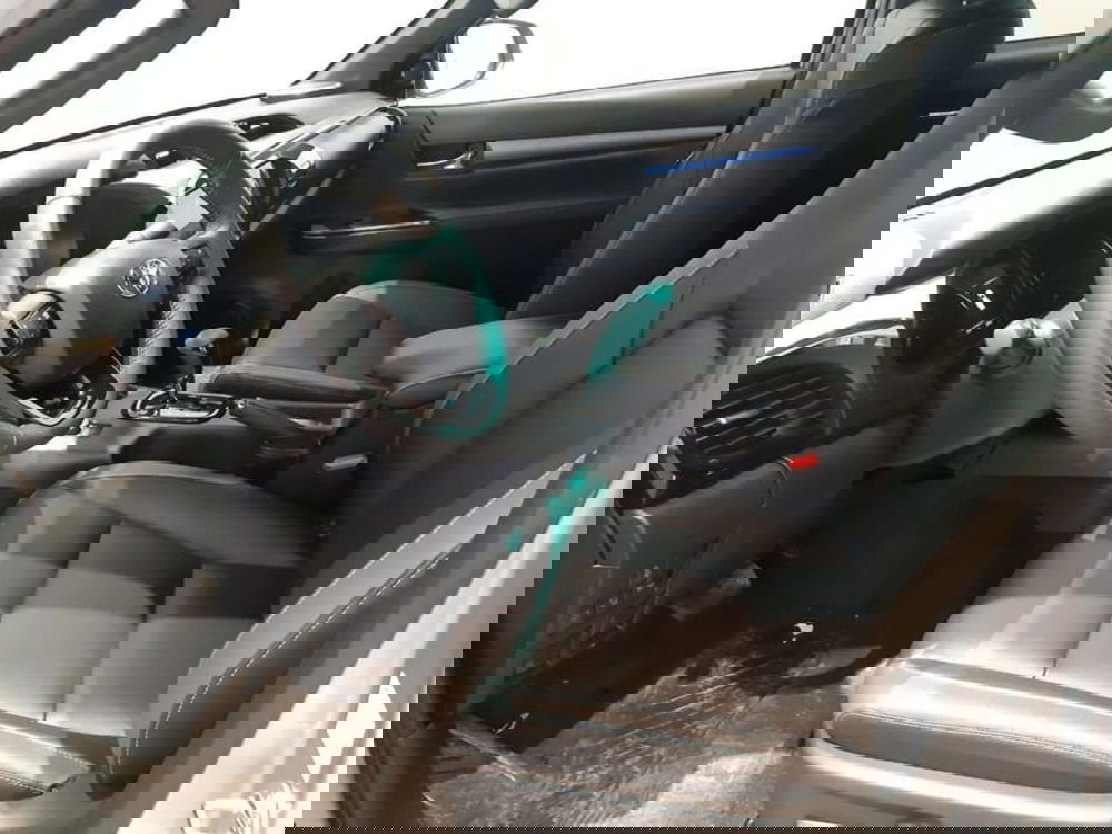 Toyota Hilux nuova a Vicenza (19)