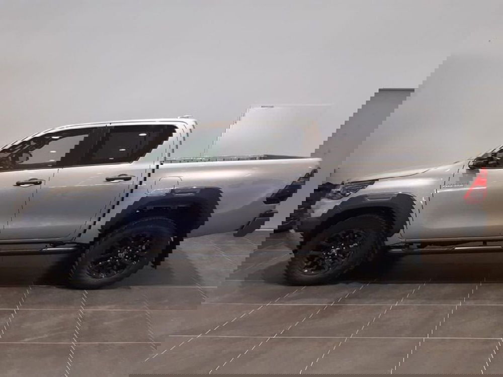 Toyota Hilux nuova a Vicenza (3)