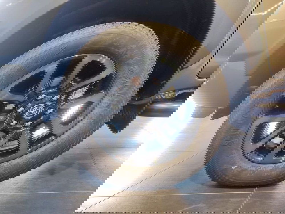 Toyota Hilux nuova a Vicenza (13)