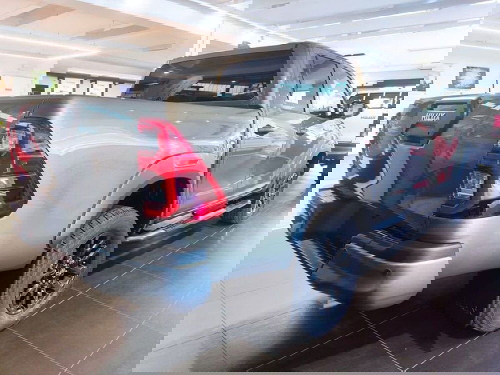 Toyota Hilux nuova a Vicenza (4)